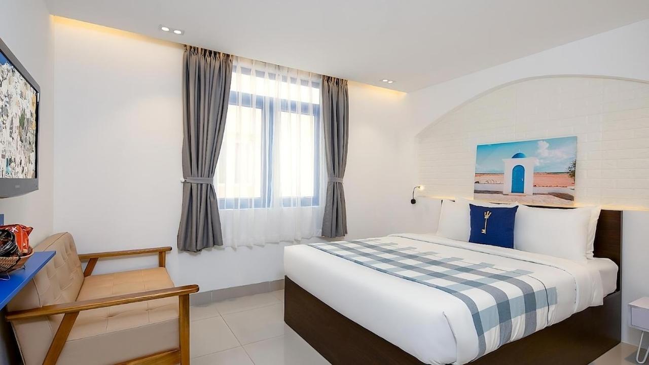 Lucia Beach Hotel Da Nang Exterior photo