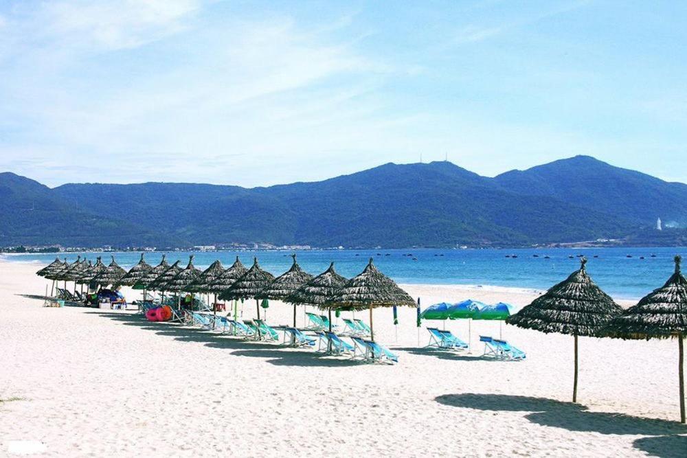 Lucia Beach Hotel Da Nang Exterior photo
